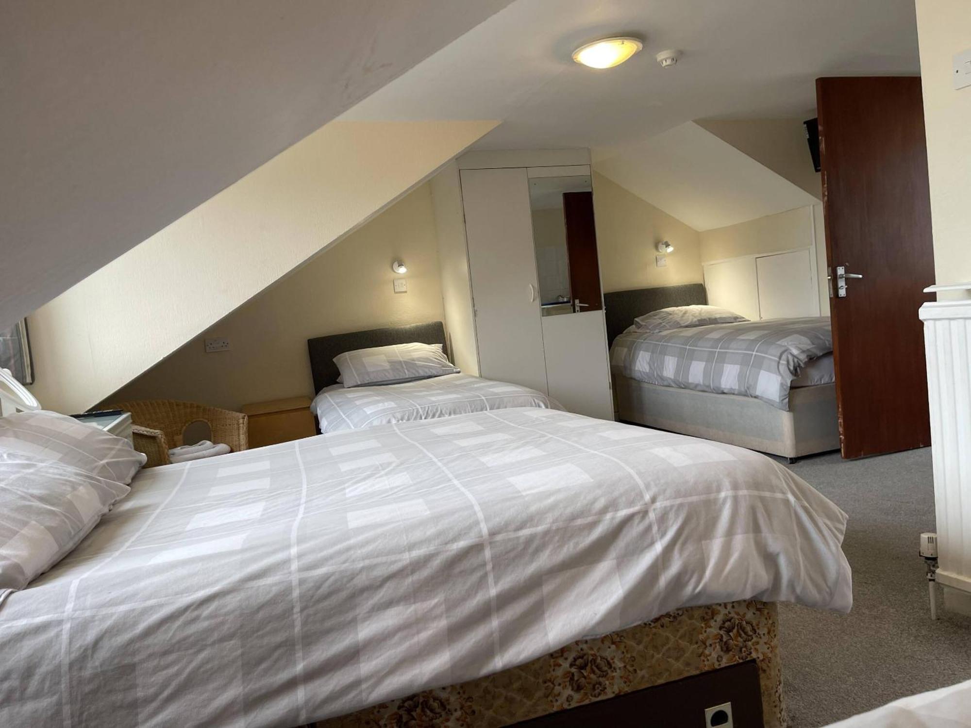 Lamplighter Guesthouse Plymouth Phòng bức ảnh